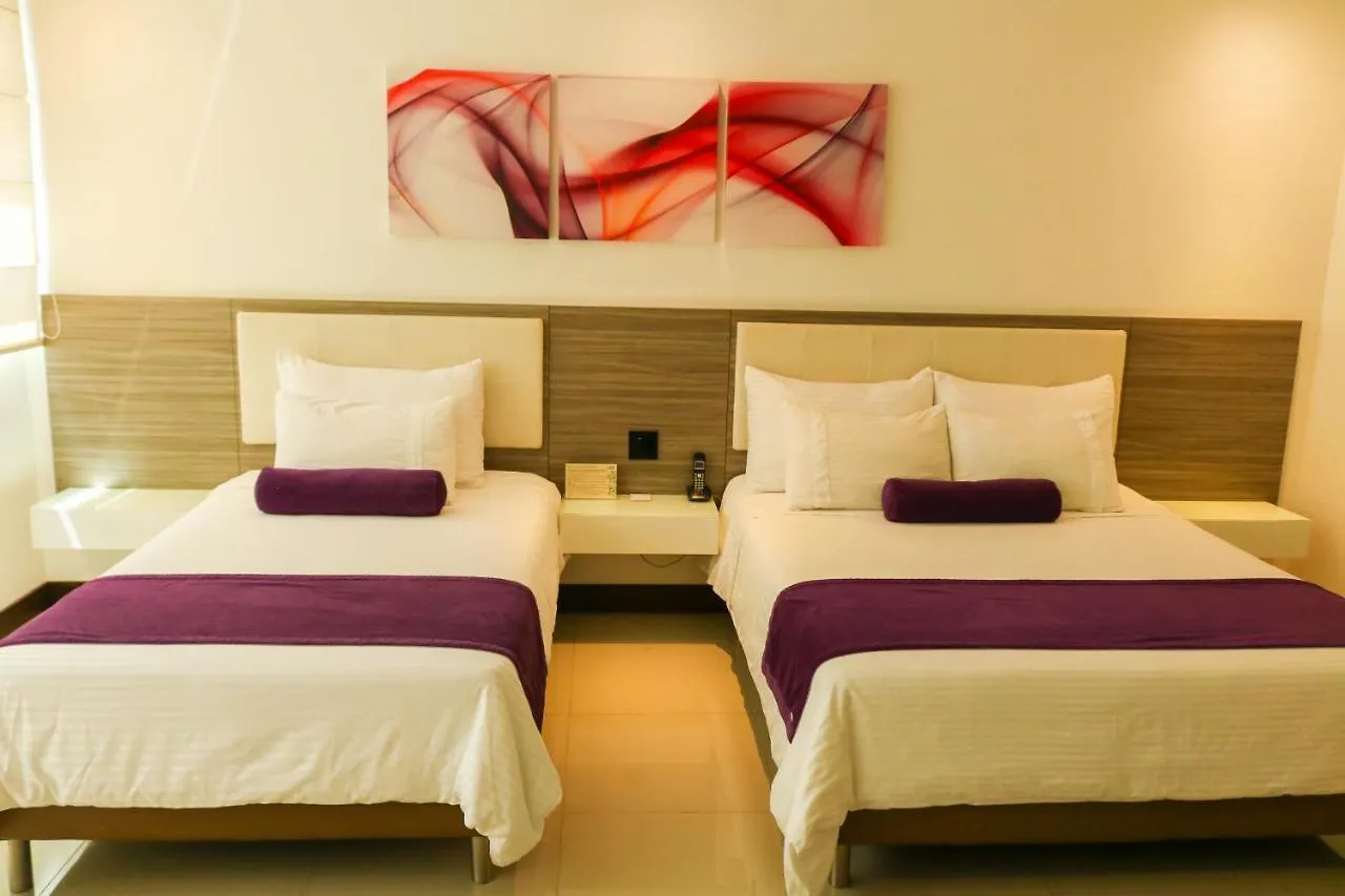 Hotel Loyds Μεντεγίν