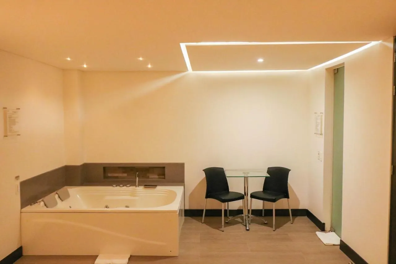 ***  Hotel Loyds Μεντεγίν Κολομβία
