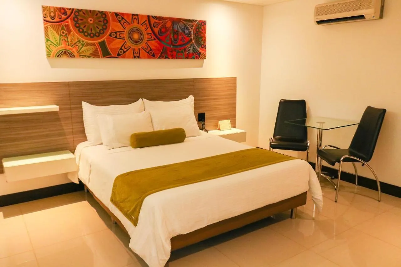 Hotel Loyds Μεντεγίν