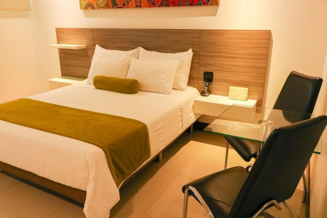 Hotel Loyds Μεντεγίν