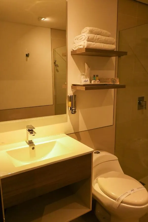 Hotel Loyds Μεντεγίν 3*,