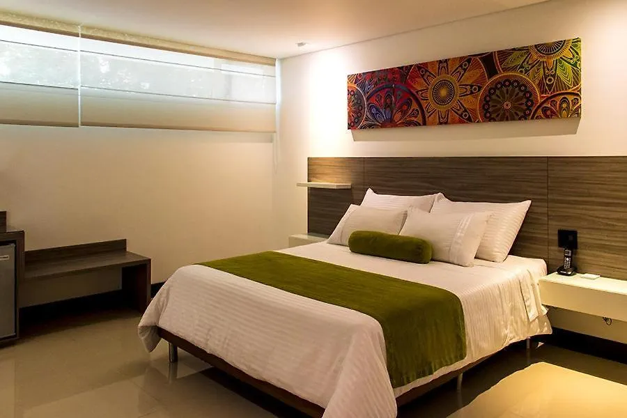 Hotel Loyds Medellín 3*,  Colombia