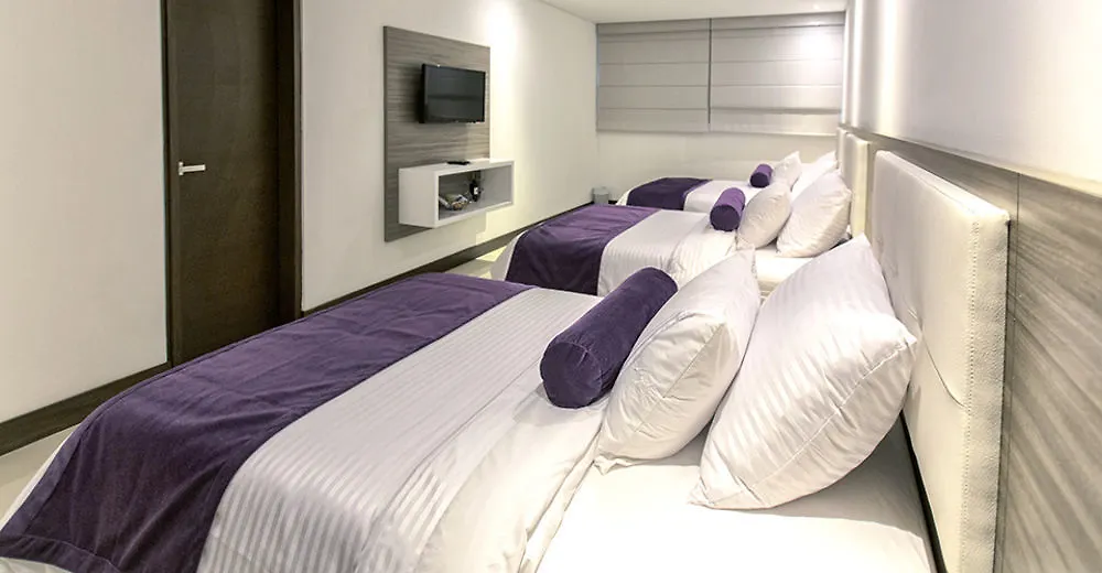 Hotel Loyds Μεντεγίν